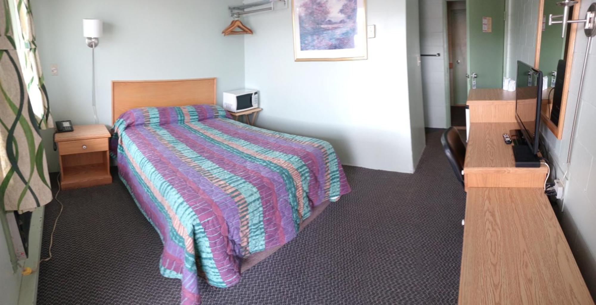 Chimo Motel Cochrane Екстер'єр фото