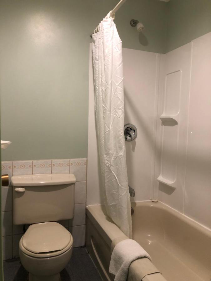 Chimo Motel Cochrane Екстер'єр фото