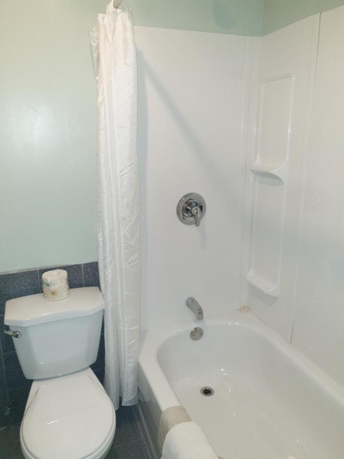 Chimo Motel Cochrane Екстер'єр фото