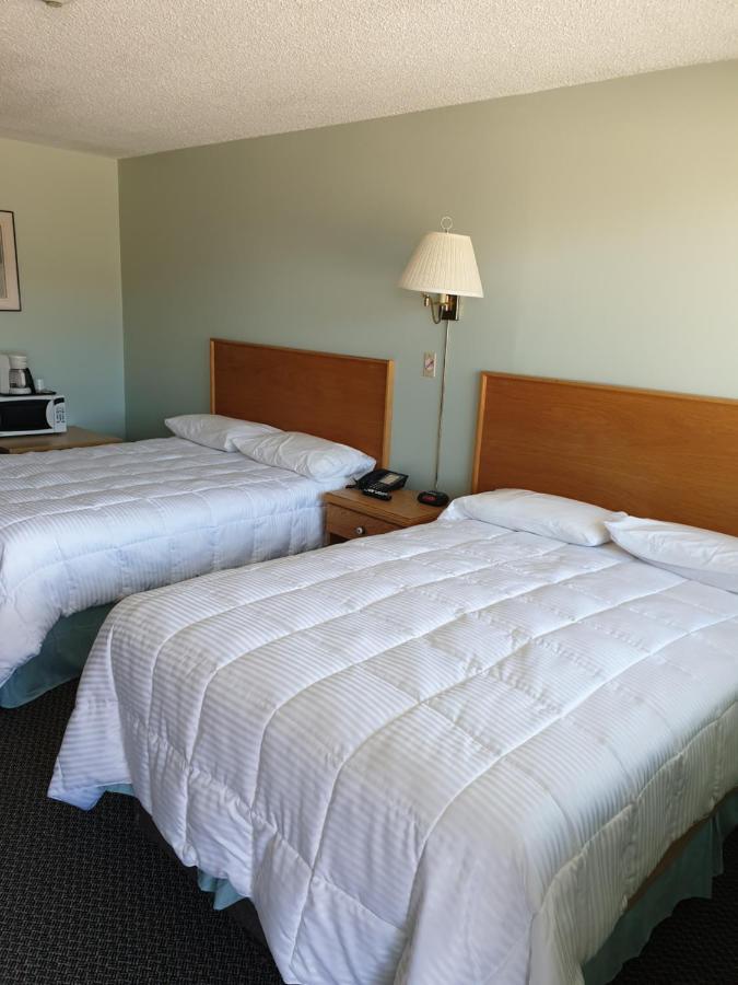 Chimo Motel Cochrane Екстер'єр фото
